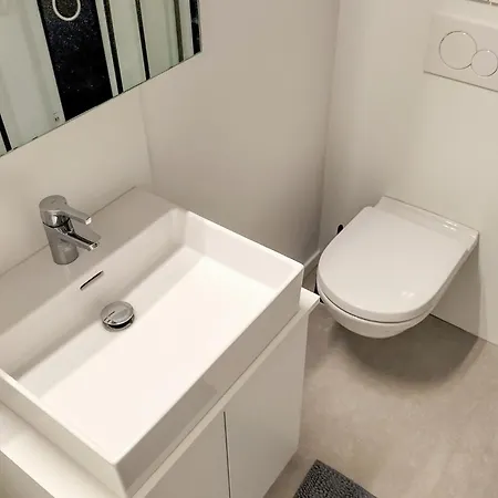 Gorgeous In With Kitchen * Ostend